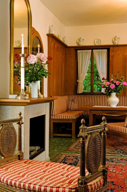 Burghotel Ротенбург об дер Таубер Екстериор снимка