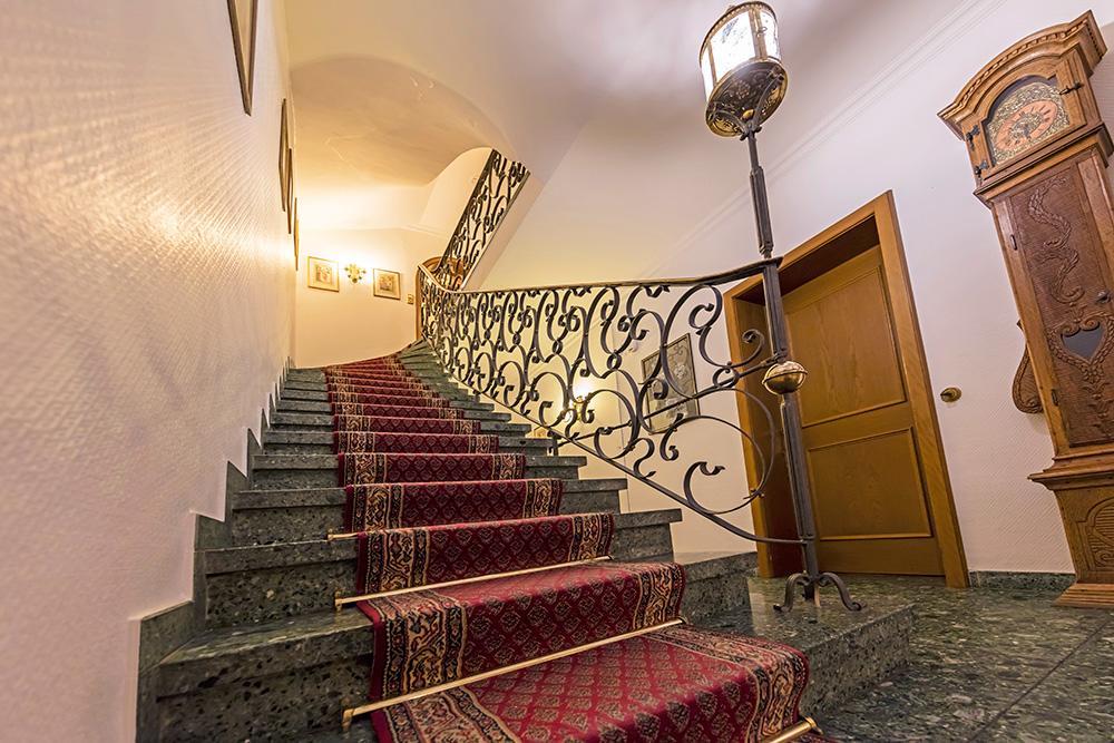Burghotel Ротенбург об дер Таубер Екстериор снимка